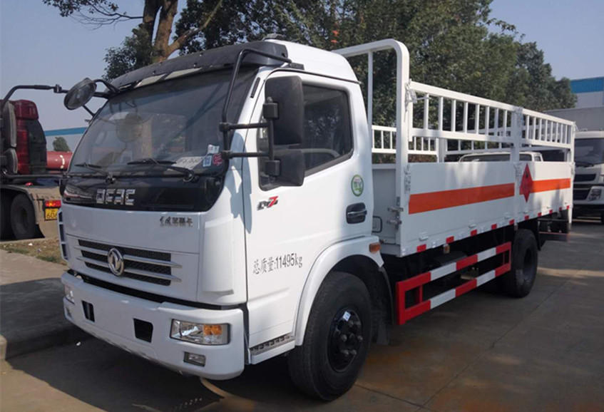 大多利卡氣瓶車，黃牌，額載7噸