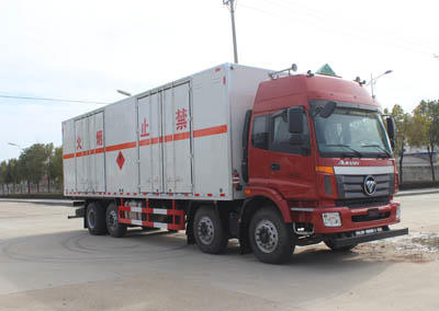 福田牌9米45易燃液體廂式車  額載20.1噸