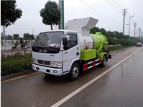 東風4立方餐廚垃圾車